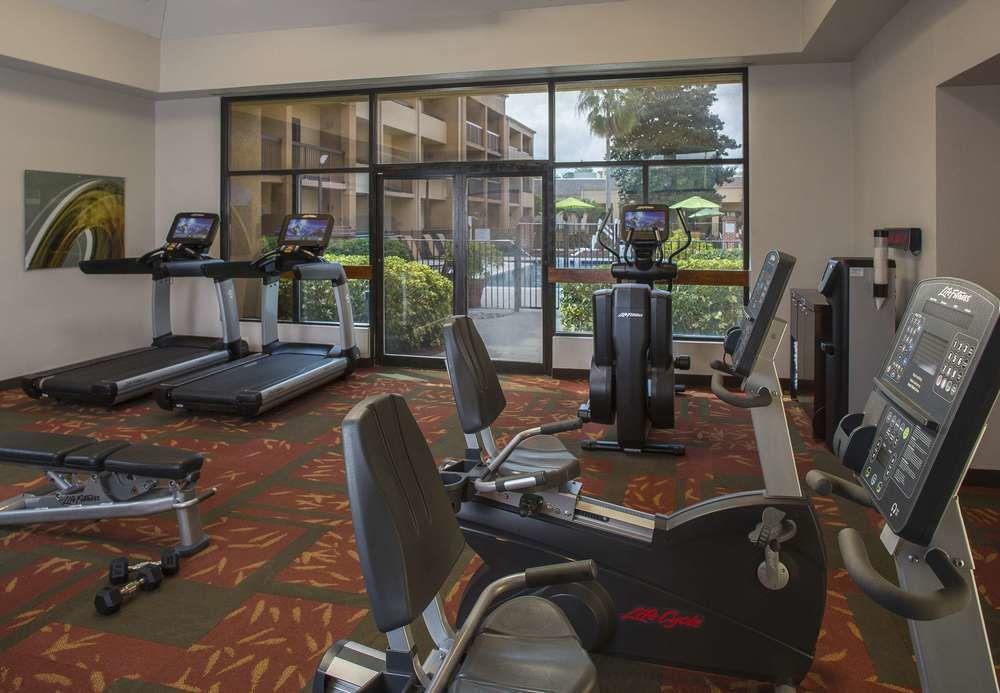 Courtyard By Marriott Orlando Airport Hotel Buitenkant foto