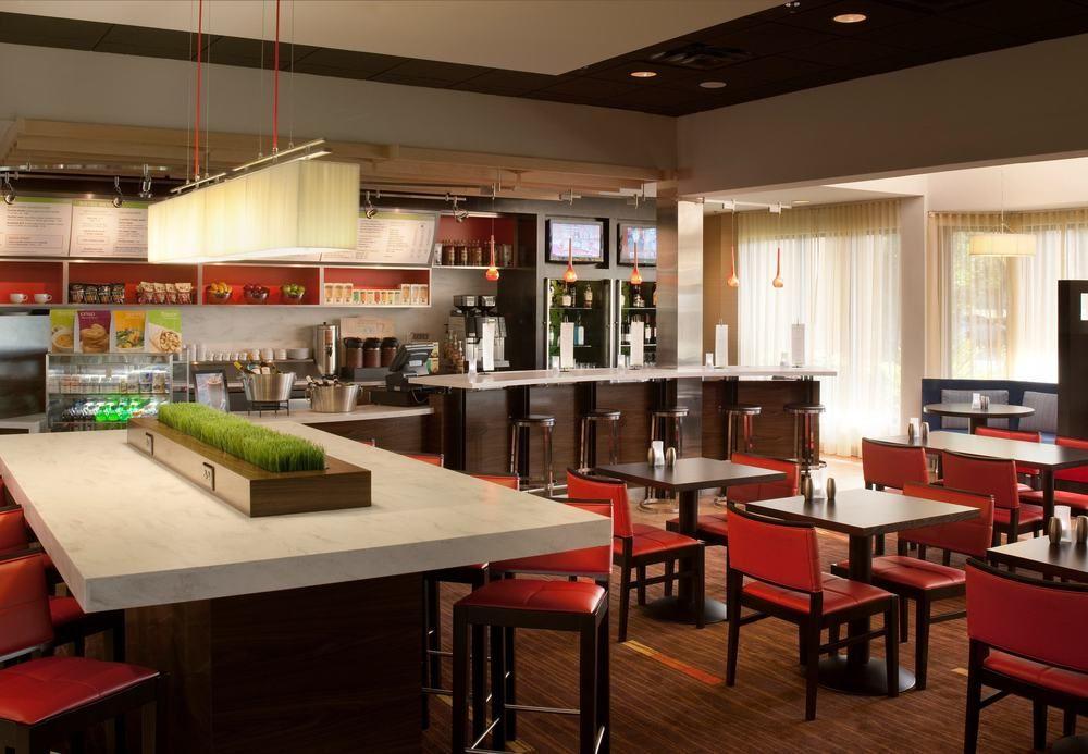 Courtyard By Marriott Orlando Airport Hotel Buitenkant foto